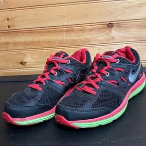 Nike Dual Fusion Lite Black and Red Athletic Sneakers 599560-063 US 8